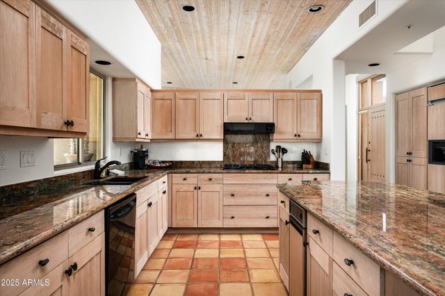 41509 N 106th Street, Scottsdale, AZ 85262