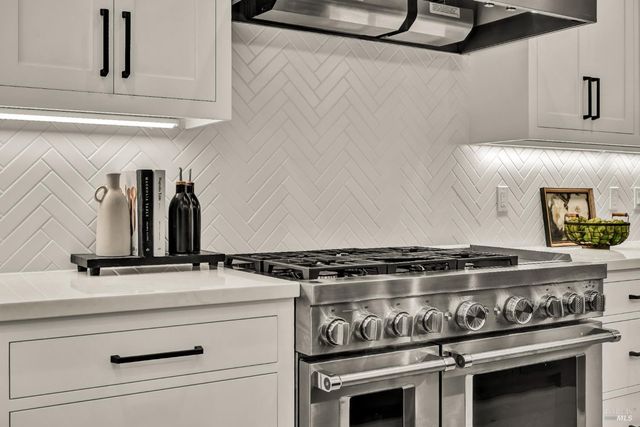 2011 Long Leaf Ct, Santa Rosa, CA 95403