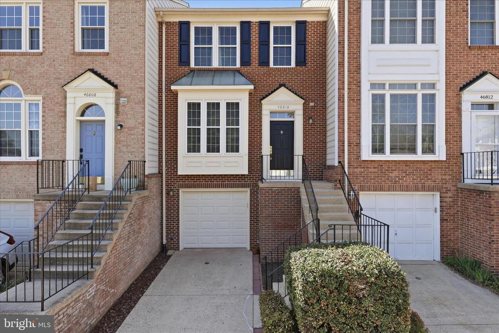 46810 RABBITRUN TER, Sterling, VA 20164
