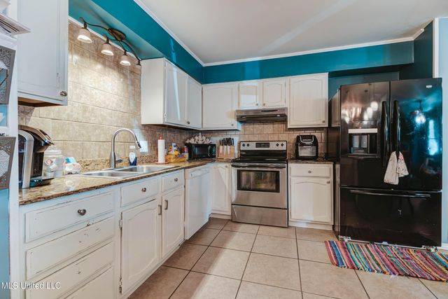 15397 Woody Drive, Gulfport, MS 39503