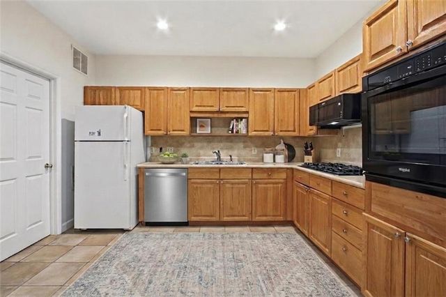 5350 Brooke Ridge Drive, Dunwoody, GA 30338