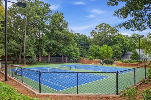 5350 Brooke Ridge Drive, Dunwoody, GA 30338