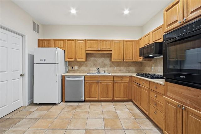 5350 Brooke Ridge Drive, Dunwoody, GA 30338