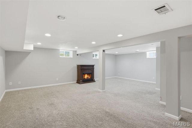 557 N Woodlawn Avenue, Kirkwood, MO 63122