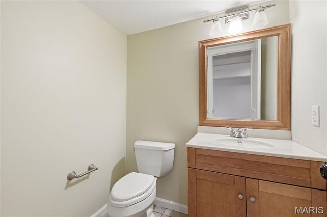 557 N Woodlawn Avenue, Kirkwood, MO 63122