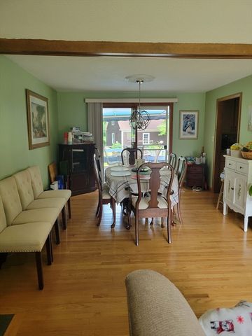 401 Cross St, Boylston, MA 01505