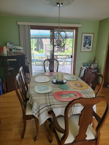 401 Cross St, Boylston, MA 01505