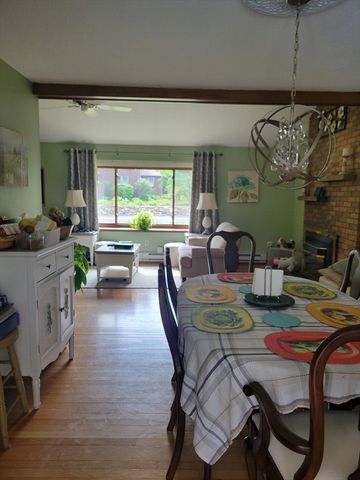 401 Cross St, Boylston, MA 01505