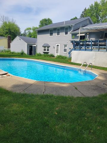 401 Cross St, Boylston, MA 01505