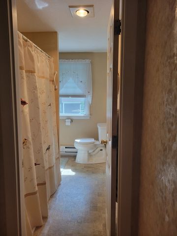 401 Cross St, Boylston, MA 01505