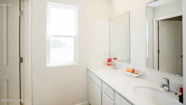 900 Tristan Ln, Elizabethtown, KY 42701