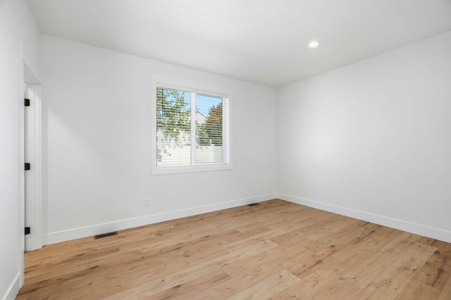 12121 E Sharp Ln, Spokane Valley, WA 99206