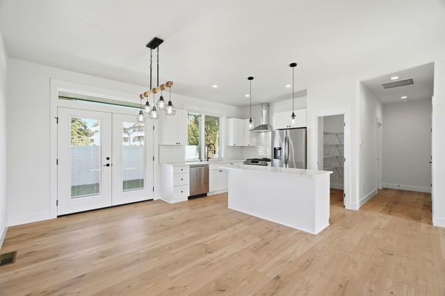 12121 E Sharp Ln, Spokane Valley, WA 99206