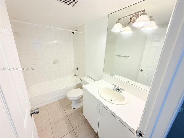 1749 Village Boulevard 304, West Palm Beach, FL 33409