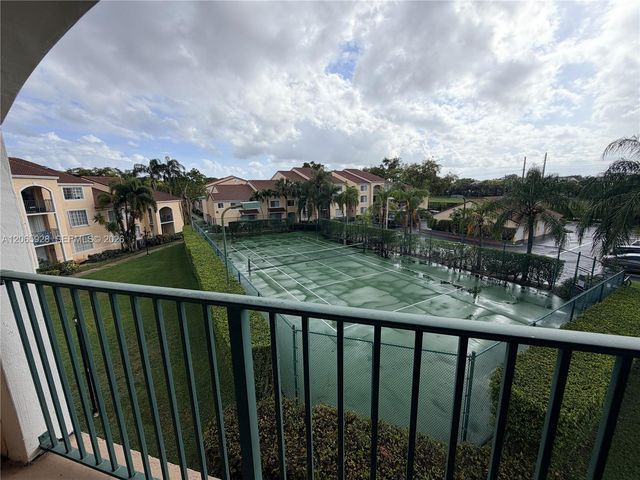 1749 Village Boulevard 304, West Palm Beach, FL 33409
