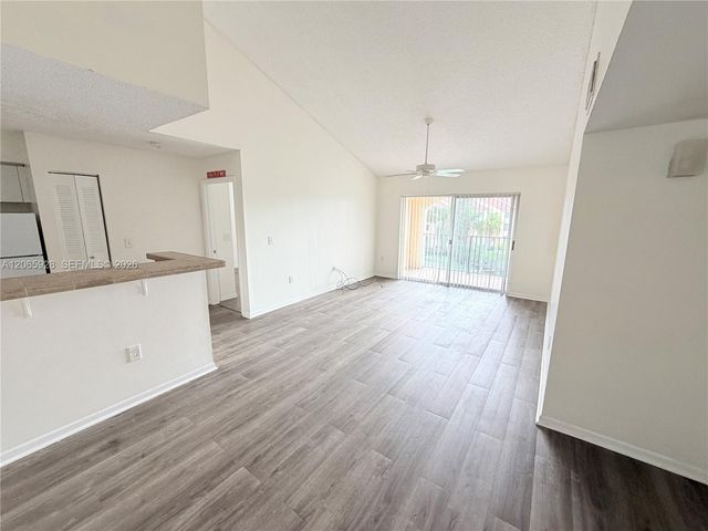 1749 Village Boulevard 304, West Palm Beach, FL 33409