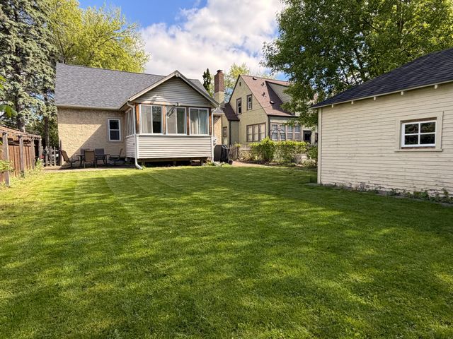 722 Arlington Avenue E, Saint Paul, MN 55106