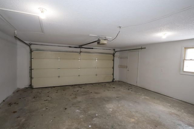 5640 Graber Drive, Fort Wayne, IN 46835