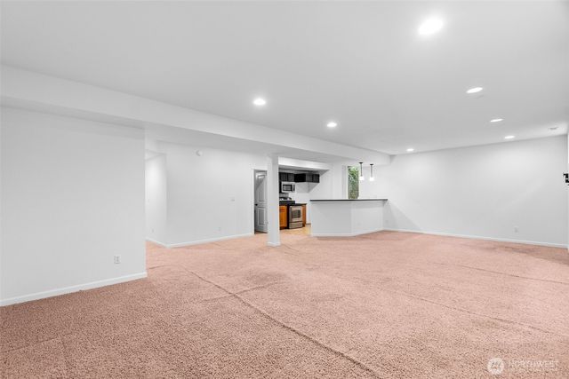 24015 221st Lane SE, Maple Valley, WA 98038