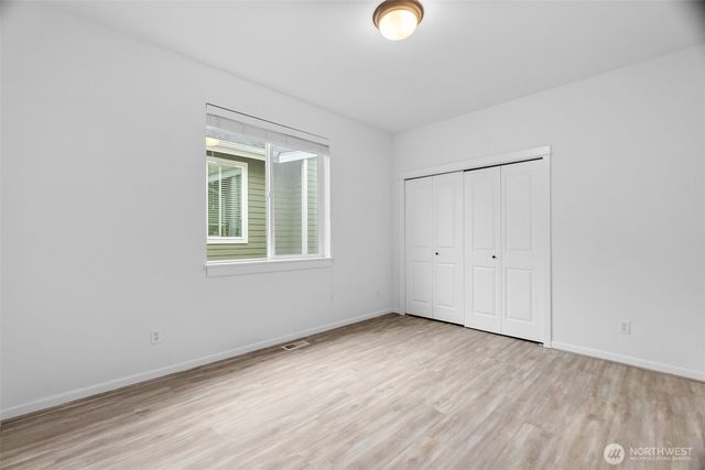 24015 221st Lane SE, Maple Valley, WA 98038