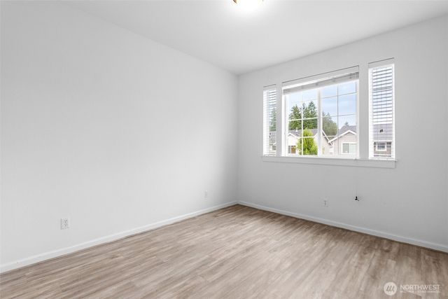 24015 221st Lane SE, Maple Valley, WA 98038