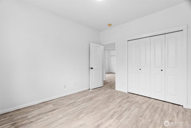 24015 221st Lane SE, Maple Valley, WA 98038