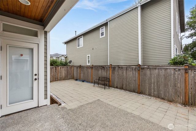 24015 221st Lane SE, Maple Valley, WA 98038