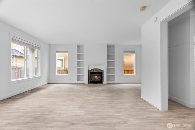 24015 221st Lane SE, Maple Valley, WA 98038