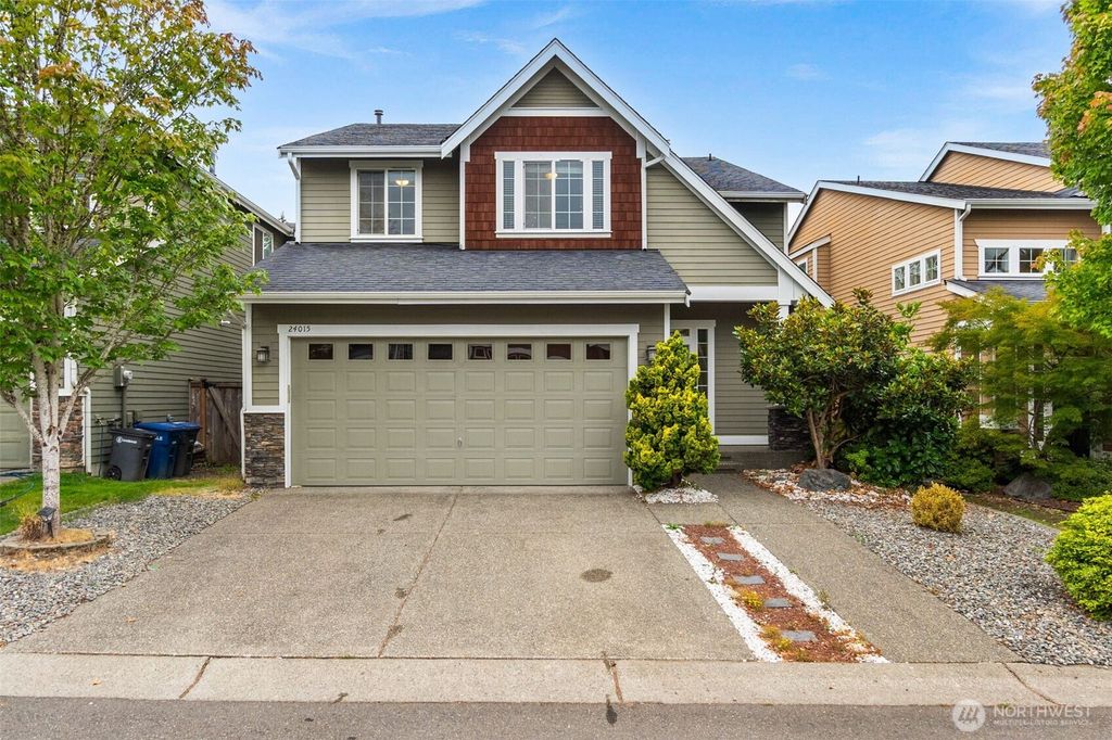 24015 221st Lane SE, Maple Valley, WA 98038