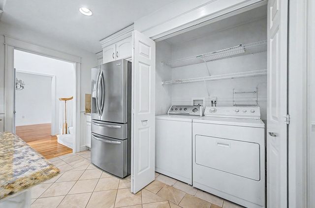 3 Oak View Ter 3, Franklin, MA 02038