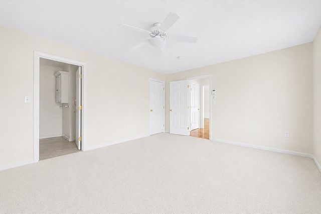 3 Oak View Ter 3, Franklin, MA 02038