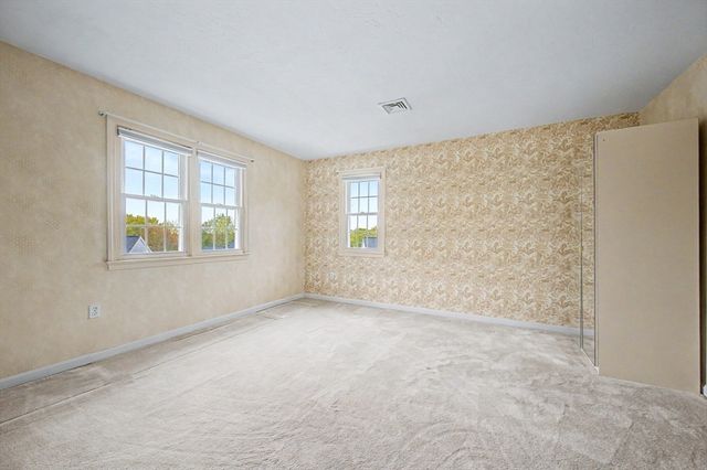 3 Oak View Ter 3, Franklin, MA 02038