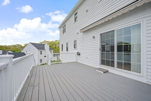 3 Oak View Ter 3, Franklin, MA 02038