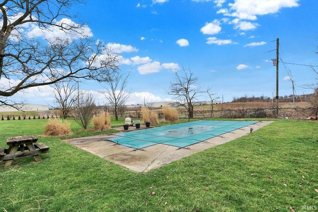 3806 S State Road 3, New Castle, IN 47362