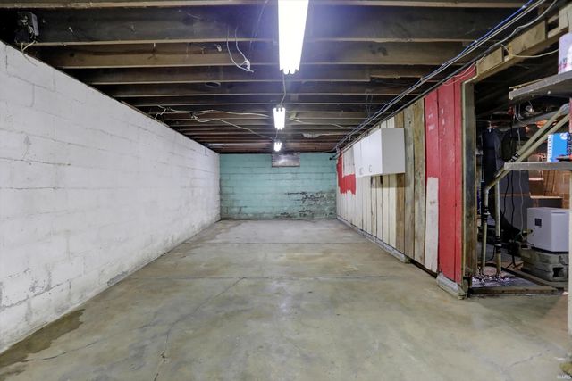 3806 S State Road 3, New Castle, IN 47362