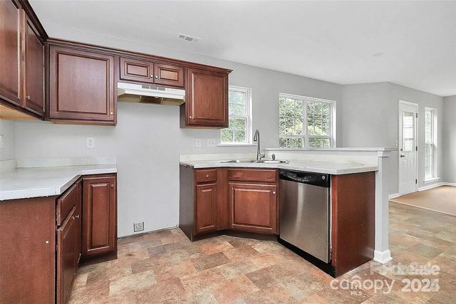 3737 Kadey Drive, Charlotte, NC 28208