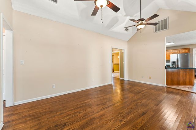 134 Brittany Dr, Perry, GA 31069
