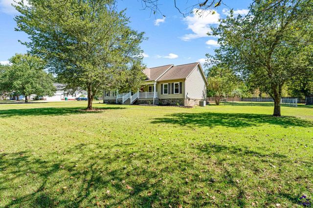 134 Brittany Dr, Perry, GA 31069