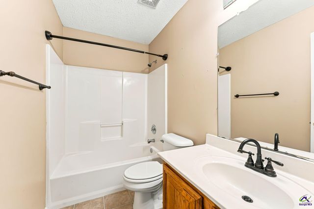 134 Brittany Dr, Perry, GA 31069