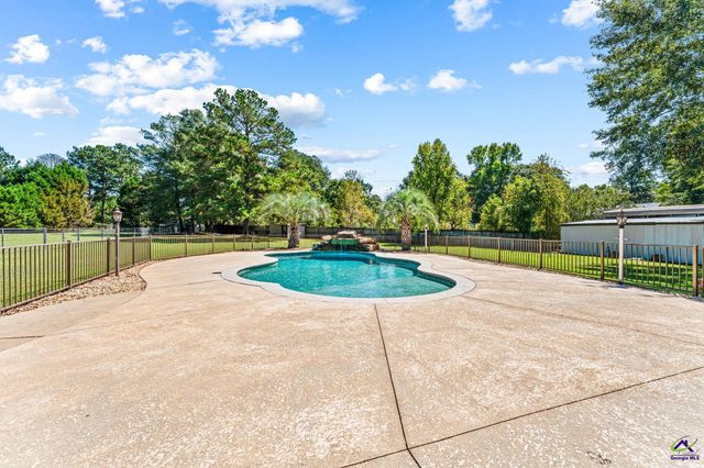 134 Brittany Dr, Perry, GA 31069