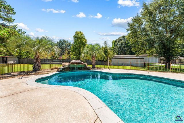 134 Brittany Dr, Perry, GA 31069