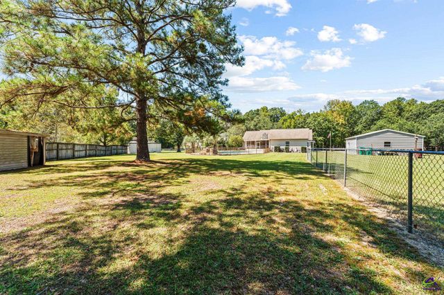 134 Brittany Dr, Perry, GA 31069