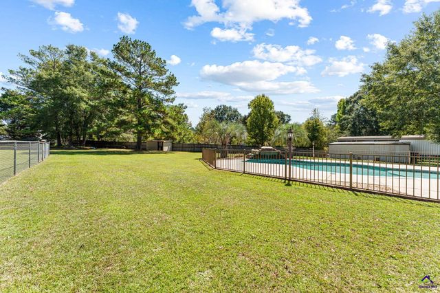 134 Brittany Dr, Perry, GA 31069