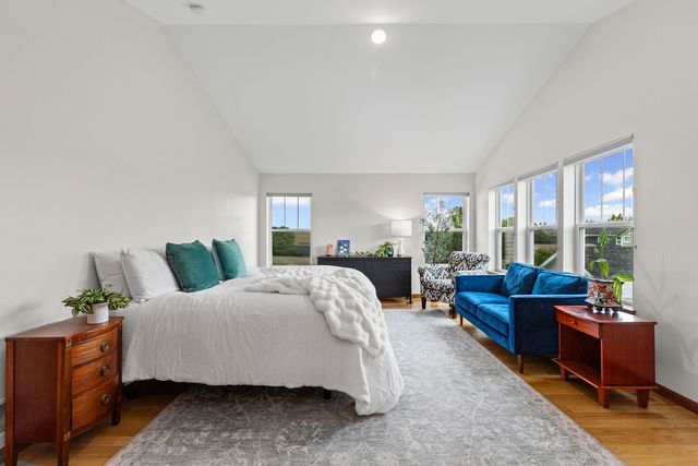 306 Lasalle Street, Vernon Hills, IL 60061