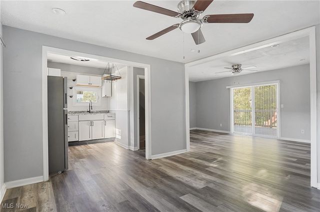 2643 Monroe Street, Lakemore, OH 44250