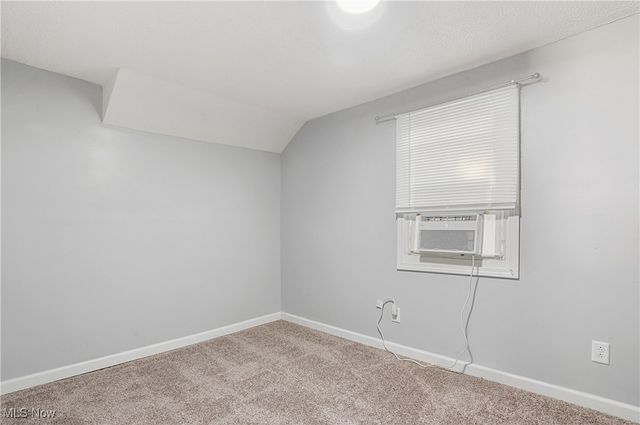 2643 Monroe Street, Lakemore, OH 44250