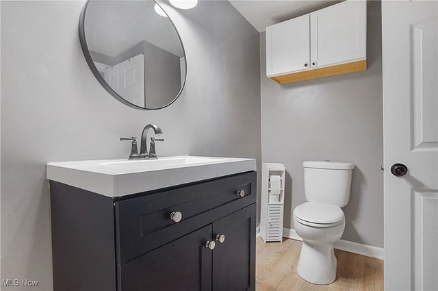 2643 Monroe Street, Lakemore, OH 44250