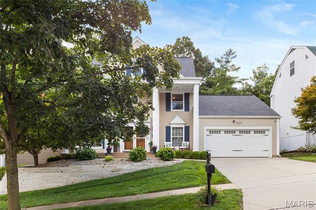 1233 Red Oak Plantation Drive, Ballwin, MO 63021