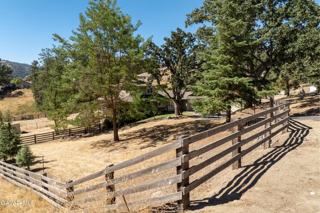 23860 Parke Court, Tehachapi, CA 93561