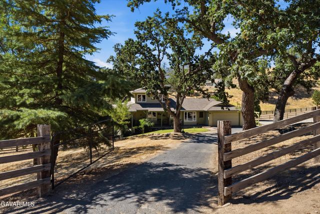 23860 Parke Court, Tehachapi, CA 93561